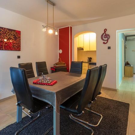 Apartman Mladenka Драмаль Экстерьер фото