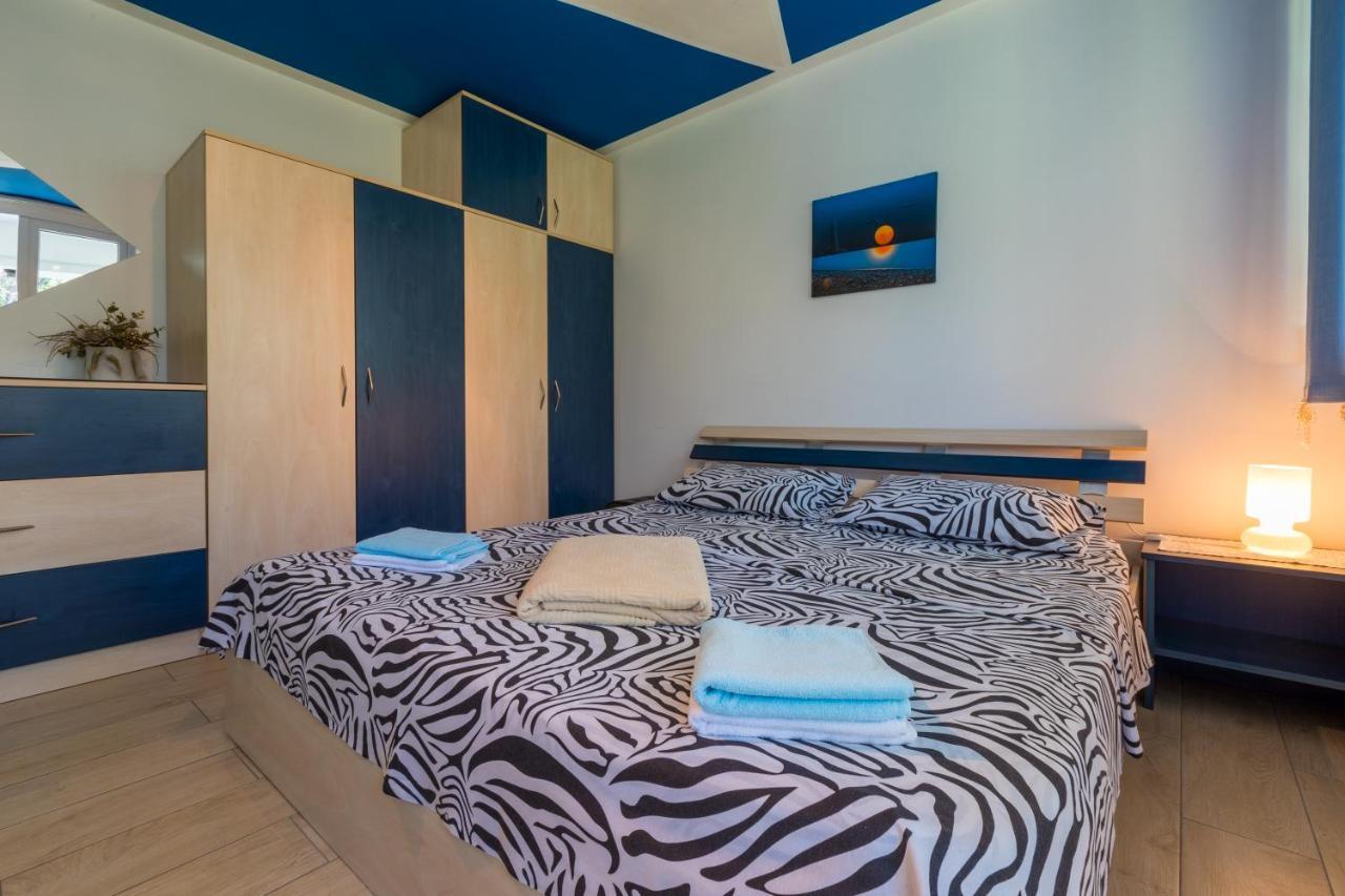 Apartman Mladenka Драмаль Экстерьер фото